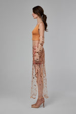 Load image into Gallery viewer, Plunge V-Neck Structured Crop Top